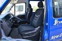 2021款依维柯欧胜3.0T自动超瑞长轴短悬高顶侧拉门