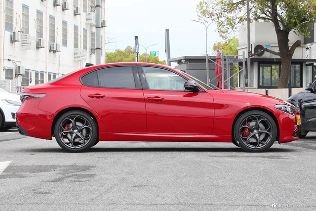 Giulia