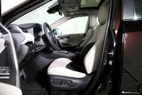 2020款威兰达双擎2.5L CVT两驱尊贵版