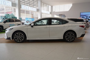 2026款凯美瑞 双擎 2.0HSE 运动Lite版