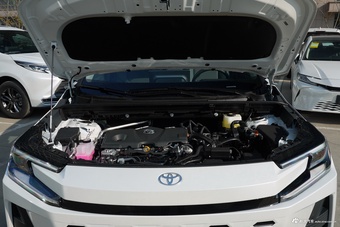 2026款威兰达 2.5L 智能电混双擎 四驱MAX