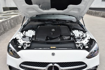 2026款奔驰C级 C 260 L 运动版