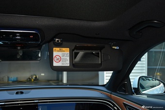 2024款奔驰E级 E 260 L 运动型