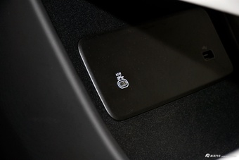 2025款领克10 EM-P 240四驱Ultra运动版