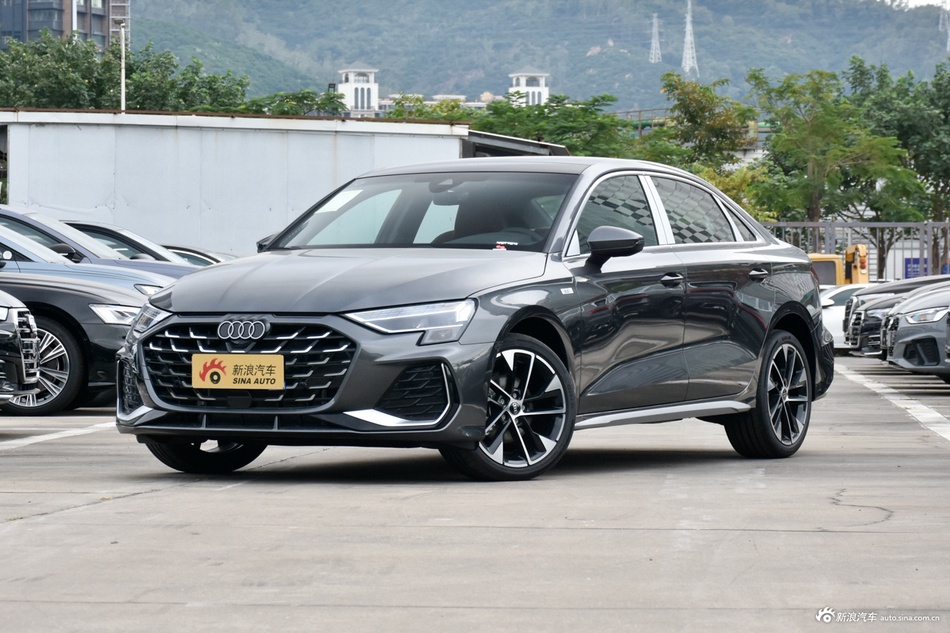 2026款奥迪A3L Limousine 35TFSI 飞驰尊享型