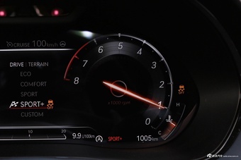 2023款捷尼赛思GV70 2.5T 四驱旗舰版