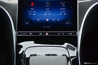 2023款奔驰C级 改款 C 260 L 皓夜运动版