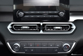 2024款金刚炮2.0T自动8AT柴油两驱精英型长箱