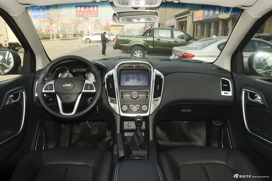 2019款域虎5 2.0T手动柴油四驱进取国VI长轴