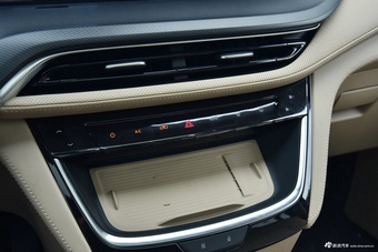 2025款别克GL8插混 陆尚 尊享版 7座