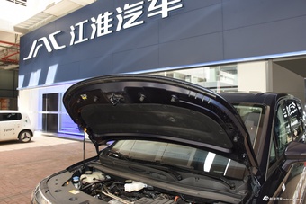 2024款瑞风RF8 PHEV 智聆版 1.5T 150KM 旗舰型