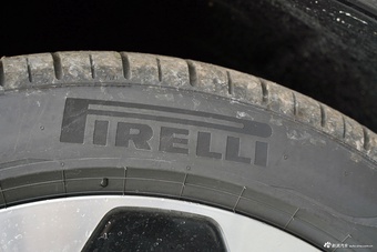 2025款奔驰E级改款 E 300 L 豪华型