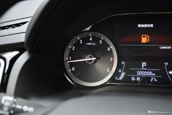 2020款UR-V 2.0T 370TURBO 四驱尊享版