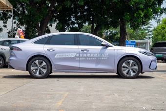 2026款银河A7 EV 550km 臻享版