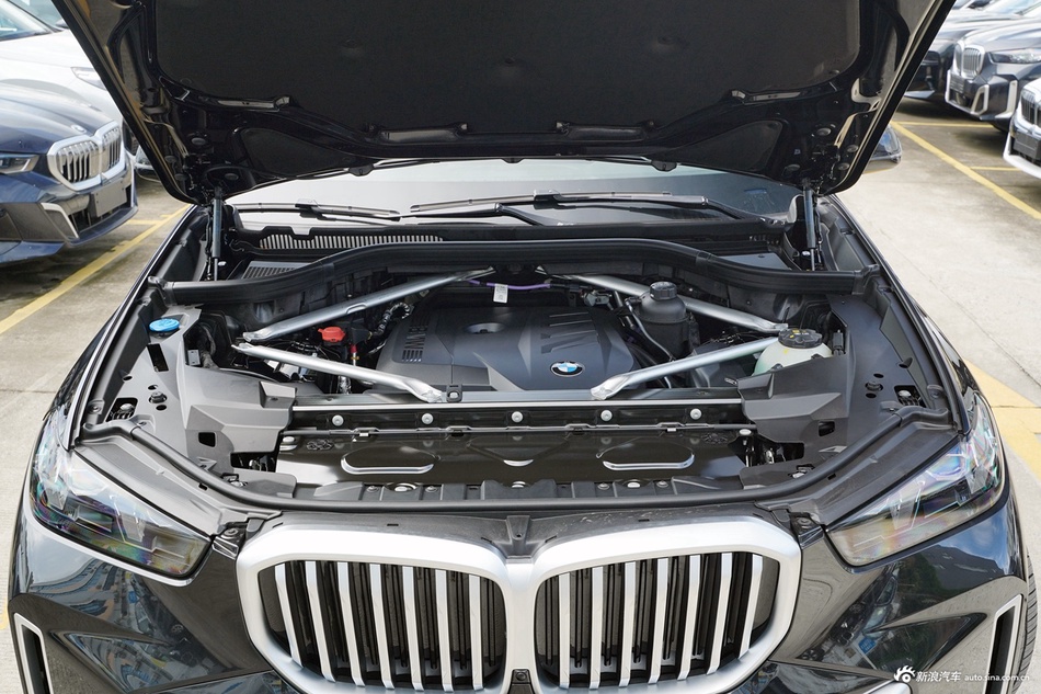2025款宝马X5 xDrive 30Li M 运动套装
