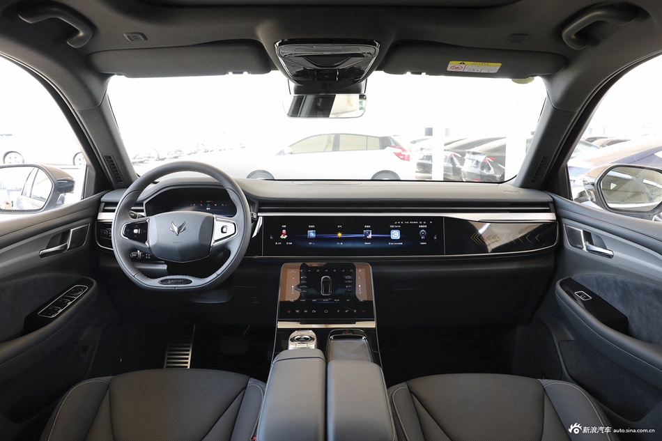 2021款ARCFOX极狐αT 480S+