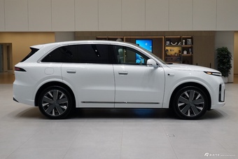 2026款理想L8 Ultra