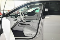 2025款至境L7 艾维亚