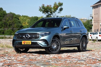 2024款奔驰GLC 300 L 4MATIC 动感型 5座图片