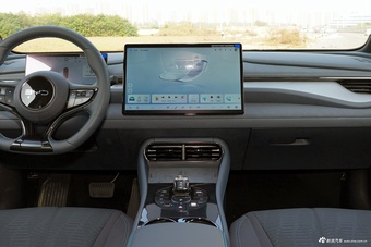 2025款海豹06GT 智驾版 550四驱热浪版