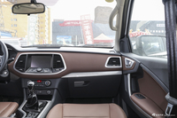 2019款领主2.5T商用版柴油两驱手动标准型大双