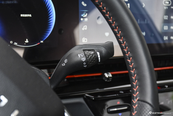 2019款宝骏RC-6 1.5T 自动24小时在线尊贵型