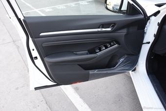 2024款天籁 2.0L XE 真心版