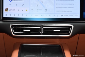 2025款理想L6 Max 智能焕新版