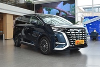 2022款腾势D9 DM-i 970 四驱旗舰型
