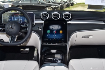 2025款奔驰CLE 260 轿跑车