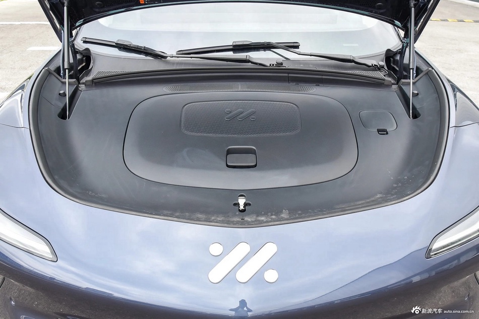 2023款智己LS7 90kWh Elite四驱版