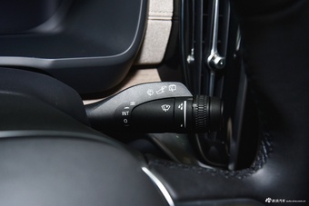 2025款沃尔沃XC90改款 B6 智远豪华版 6座