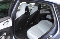 2023款海豹 冠军版 550km 尊贵型