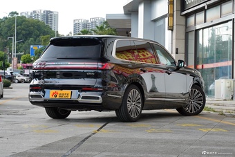 2025款吉利银河M9 210km 四驱领航版