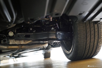 2026款凯美瑞 双擎 2.0HSE 运动Lite版