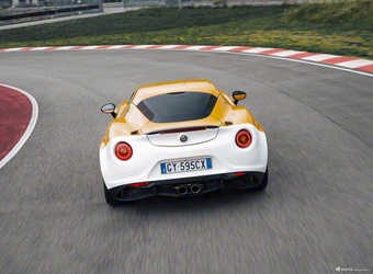 2026款阿尔法·罗密欧4C Collezione GT Nicola Larini 官图