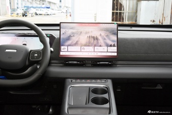 2025款枭龙MAX Hi4 110 Air