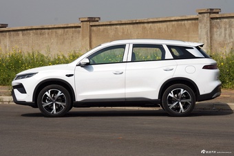 2026款宋Pro DM-i 220KM超越型