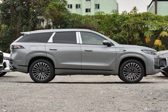 2025款瑞虎9 2.0T 双离合两驱豪享版 5座