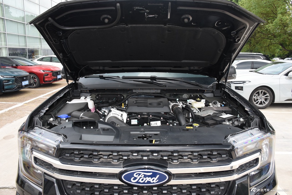 2023款游骑侠Ranger 探迹四驱自动版 柴油