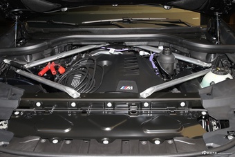 2026款宝马X6 xDrive40i 尊享型 M运动套装