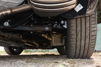 2024款瑞虎8 L 2.0T 两驱舒适版 5座