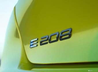 2024款标致e-208 GT 官图