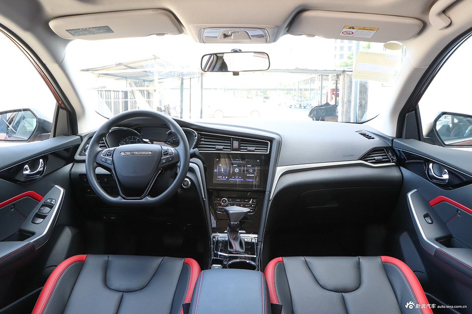 2019款启辰D60十万荣耀 1.6L XL自动辰酷版国VI