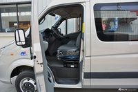 2024款图雅诺 吉象多功能 2.8T手动 长轴中顶 后双胎7座