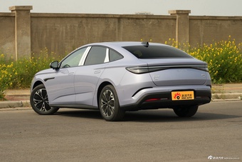 2026款海豹07 EV 705旗舰型