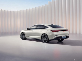 2025款海豹07 DM-i 智驾版 1.5T 125km 旗舰型 官图