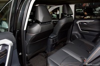 2024款RAV4荣放双擎 2.5L E-CVT两驱精英Plus版