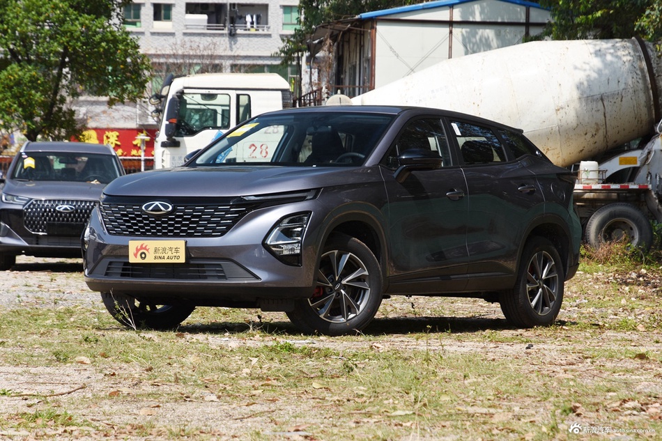 2025款瑞虎5x 高能版 1.5T CVT豪华版