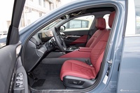 2024款宝马5系 530Li 领先型 M运动套装